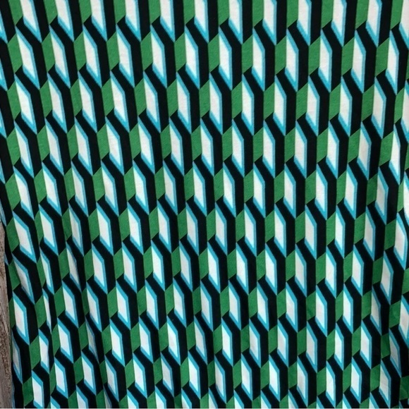 NWT Diane Von Furstenberg Long Sleeve Green Diamond Top - Picture 8 of 8